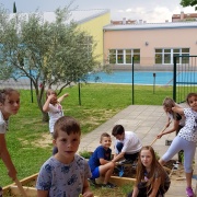 Vrtičkanje v podaljšanem bivanju