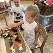 MONTESSORI UTRINKI PRI MORSKIH JEŽKIH