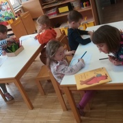 BRANJE UČENCEV V VRTCU