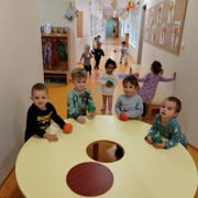 Oktober z želvicami je preletel mimo.