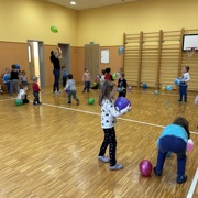 PRAZNIČNO DRUŽENJE